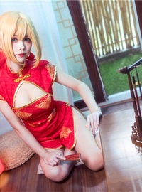 Rabbit playing with sister Ying and red cheongsam(21)